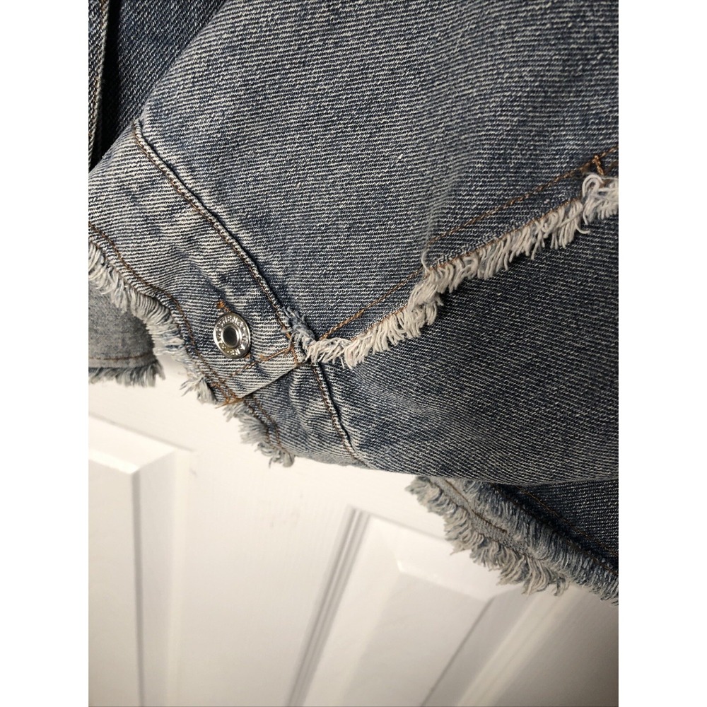 NWT GeeGee Plus - Blue Denim Jacket with Tassel Detailing & Distress - Size 1X - Picture 8 of 13